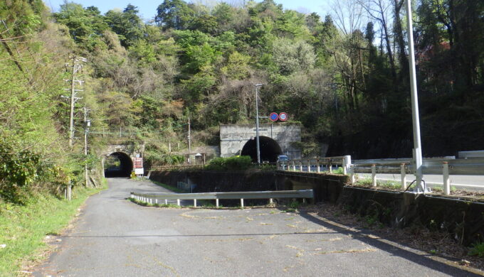 新旧北山トンネル