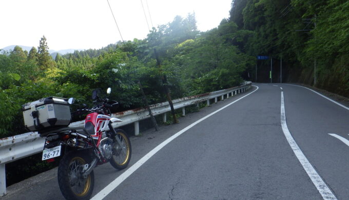 サラサドウダン街道