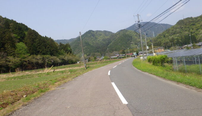 サラサドウダン街道