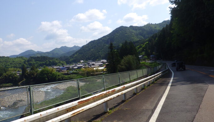 国道156号線