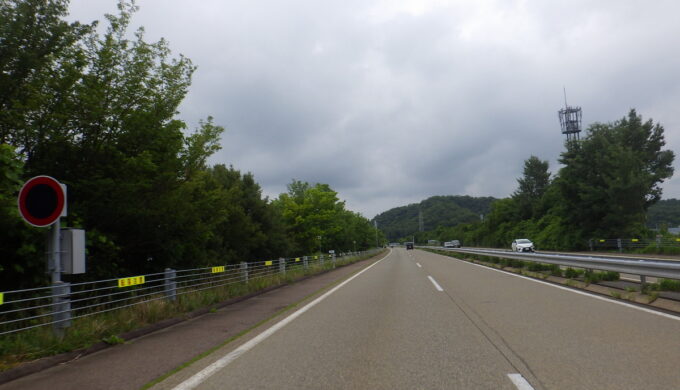 東海北陸自動車道