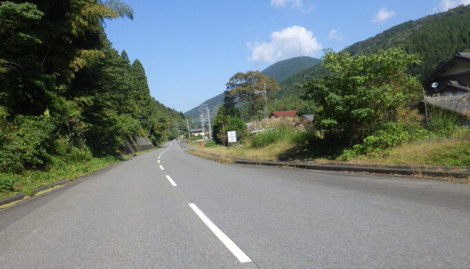 国道157号線