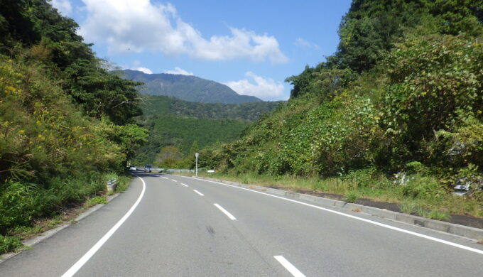 国道157号線